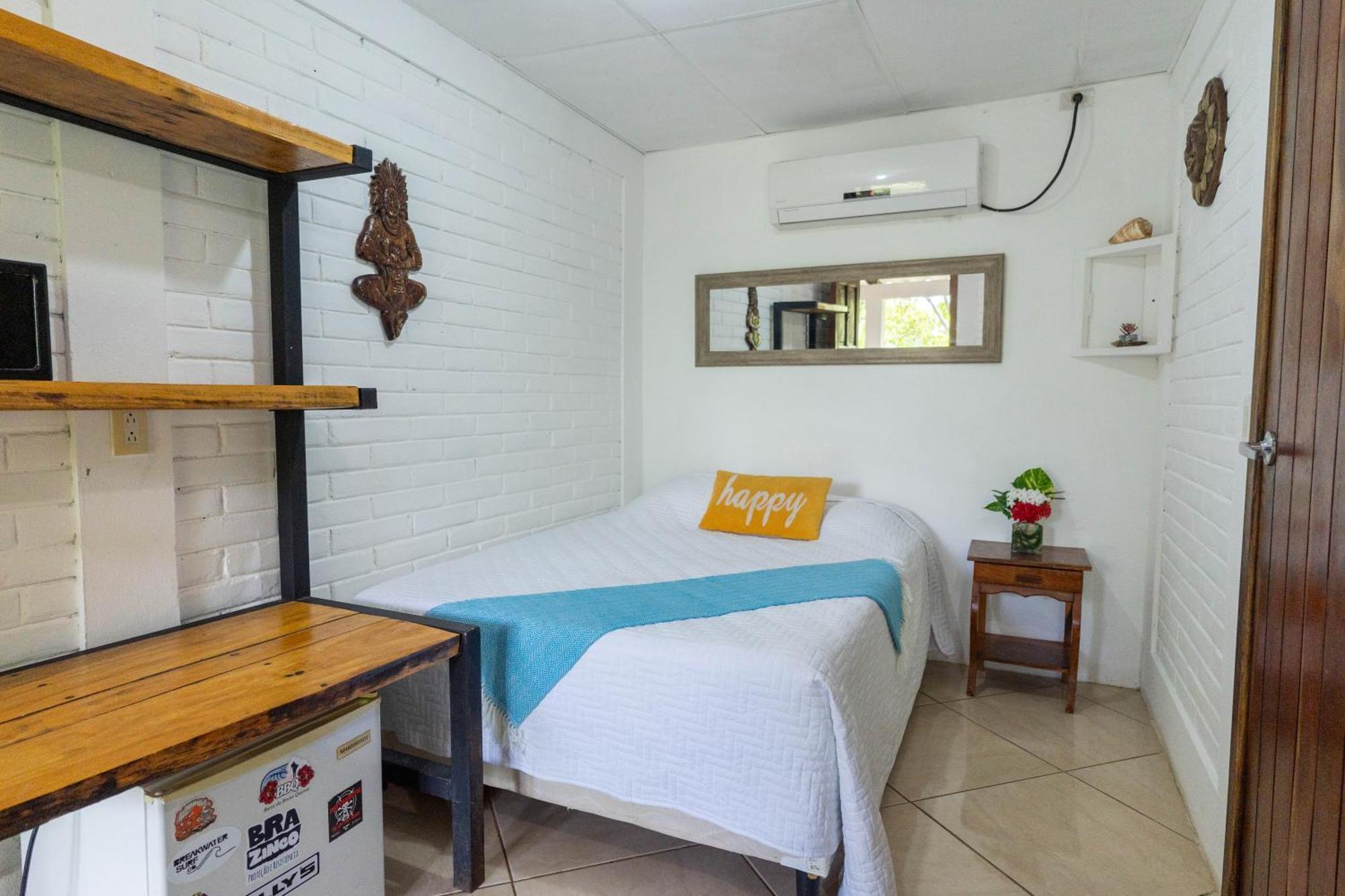 Puerto SandinoMiramar Surfcamp别墅 外观 照片